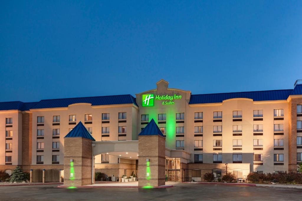 Holiday Inn Hotel & Suites Council Bluffs, an IHG Hotel