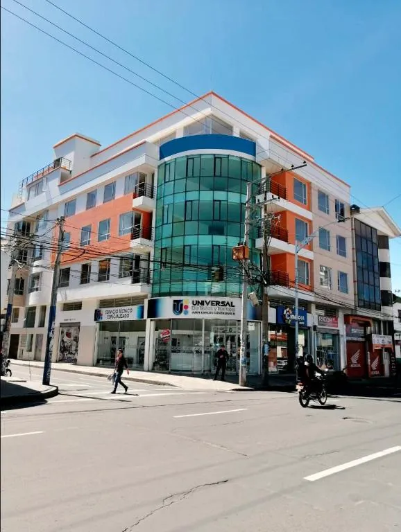 HOTEL HOME，位于帕斯托的酒店