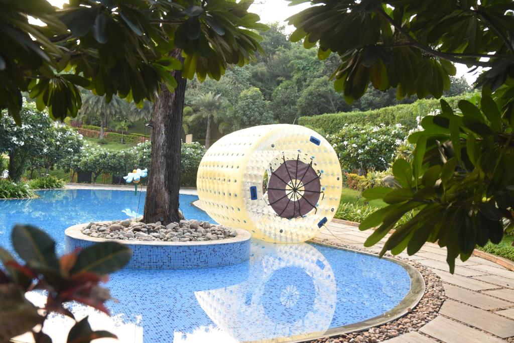 Taj Aravali Resort & Spa Udaipur photo