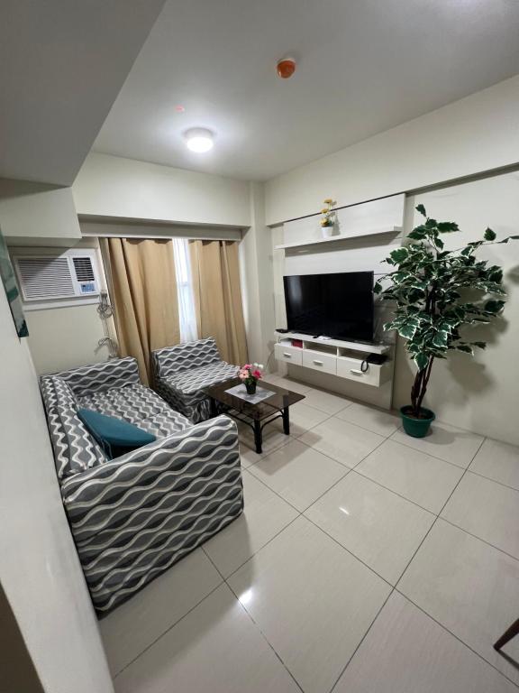 Horizons101 Bennodette Place 2BR unit photo