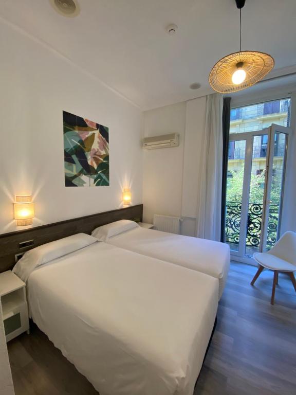 Pension Donostiarra — Hotel in San Sebastian