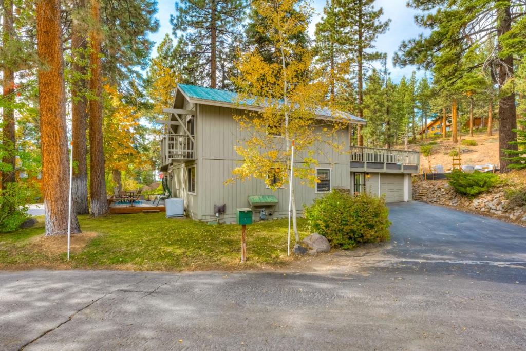 Bear & Moose Manor Permit #WSTR22,0202 and TLT #W-4770, Incline Village