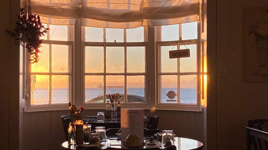 Whitecliff Guest House, Weymouth