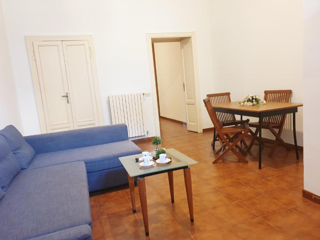 APARTMENT INN - 2