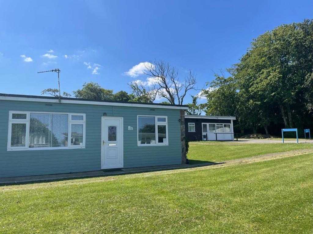 Idyllic Entire Chalet in Bideford Bay holiday Park near Clovelly, Bideford
