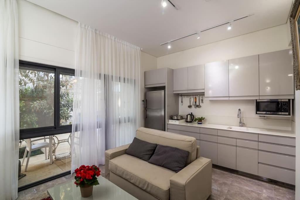 New luxurious apt, the BEST location in Jerusalem, Jeruzalém