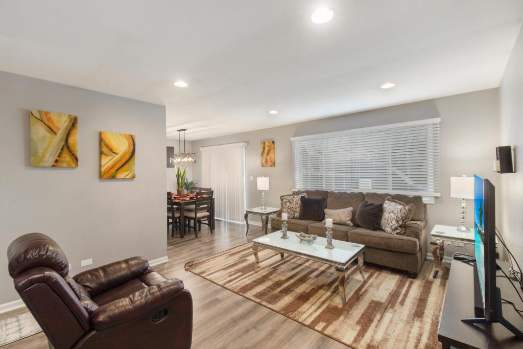 Home2 Suites By Hilton Bolingbrook Chicago (IL) reviews, prices