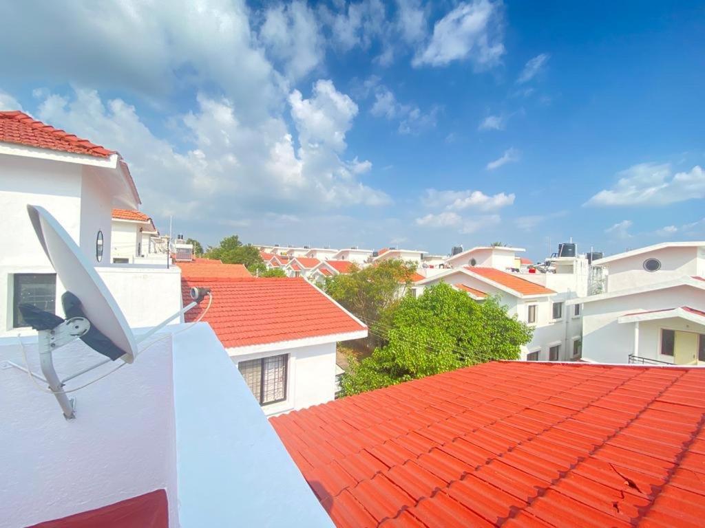 Tranquil Staycation - Independent Duplex House photo