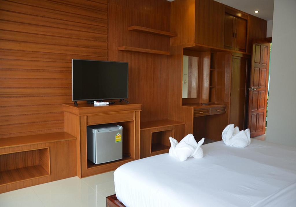 Mountain Reef Beach Resort photo