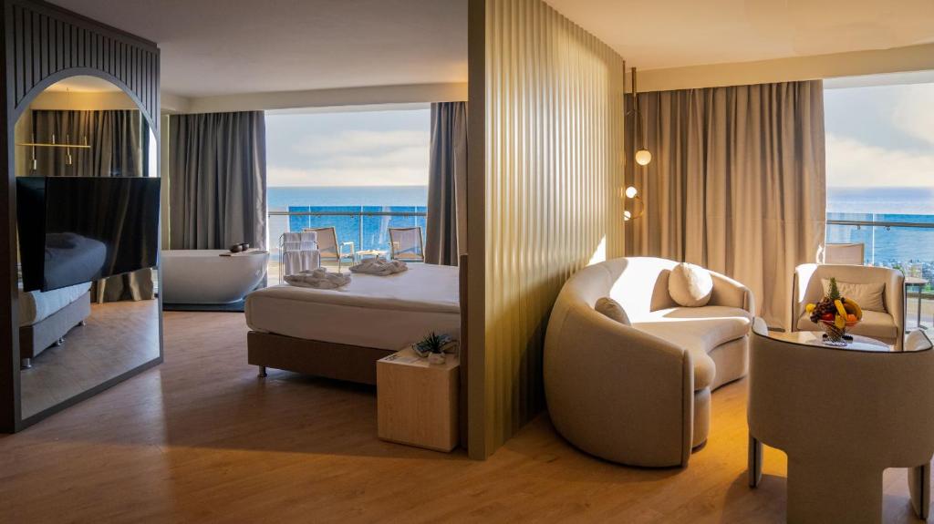Alarcha Hotels & Resort - All Inclusive — Hotel rooms in Manavgat