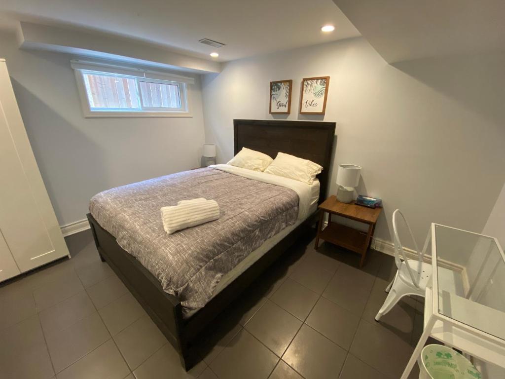 Yonge and Finch Subway !S Spacious and Modern Private Bd with Shared Bathroom — Hotel in Toronto (ON)