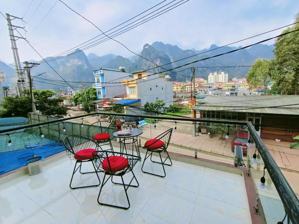 Nhà nghỉ QUANG TRUNG