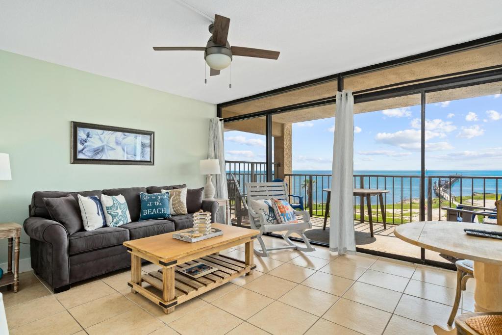 Laguna Reef #308 - Beautiful Bay View, Rockport