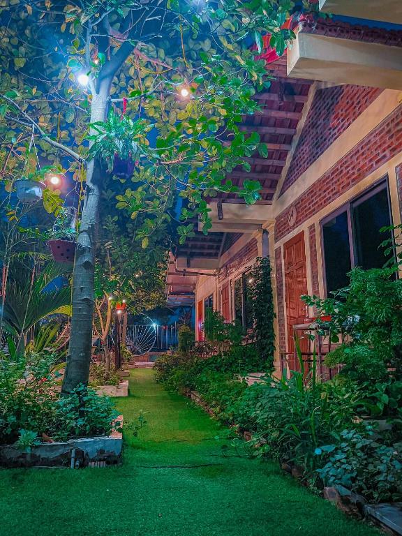 Tam Coc Sunrise Homestay