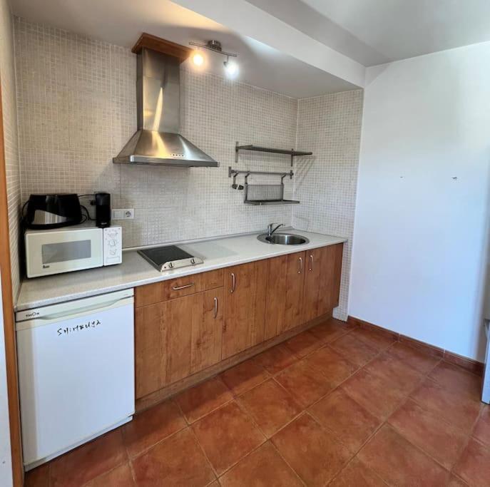 Apartamento Little Rest Gorbea Sierra nevada Zona baja, 4 pax, garaje, wifi - 3