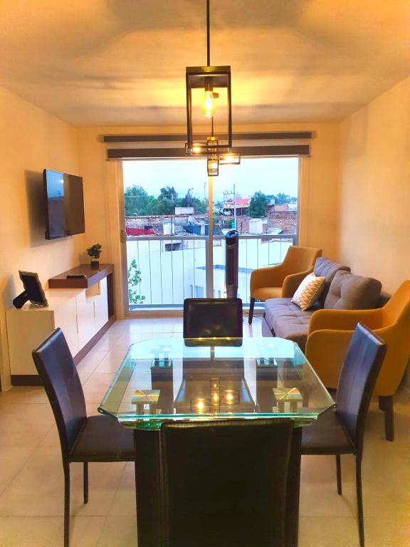Departamento nuevo y céntrico con ambiente familiar en Guadalajara - 2