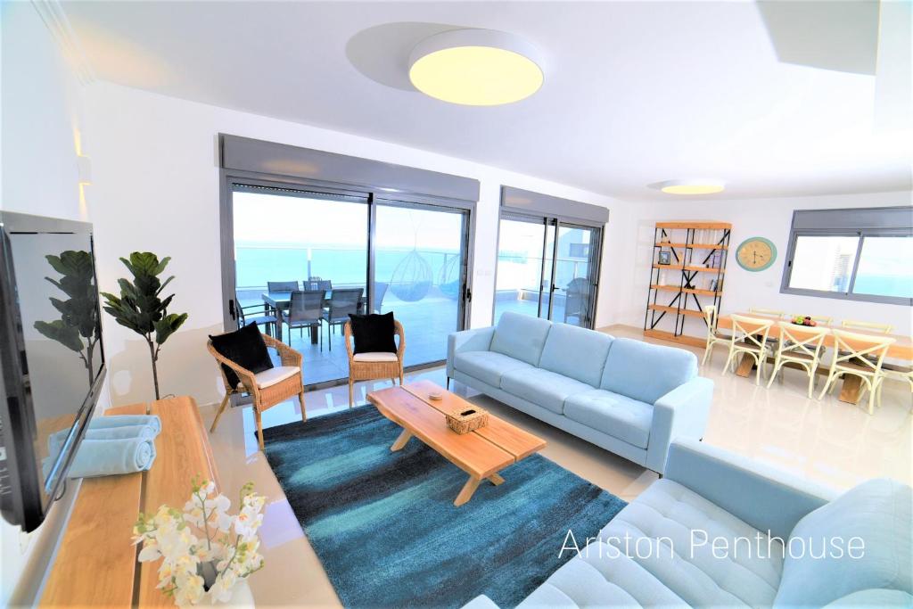 YalaRent Ariston Apartment &amp; Penthouse — Hotel in Tiberias