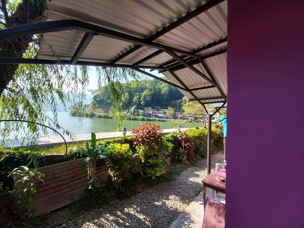 The Freedom Huts — Hotel in Pokhara