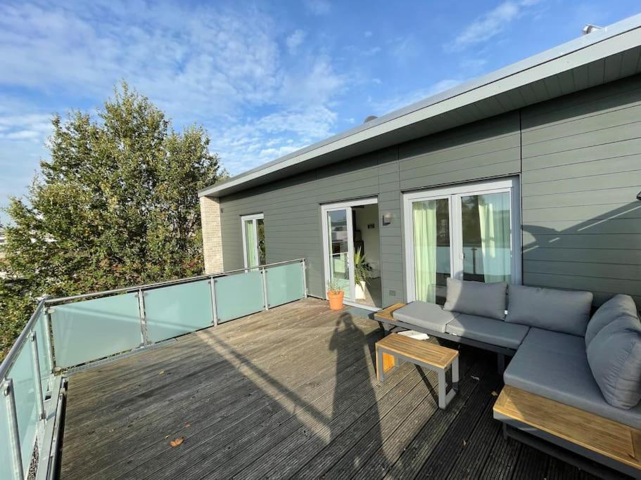 Schöne Penthouse Wohnung mit großer Dachterasse