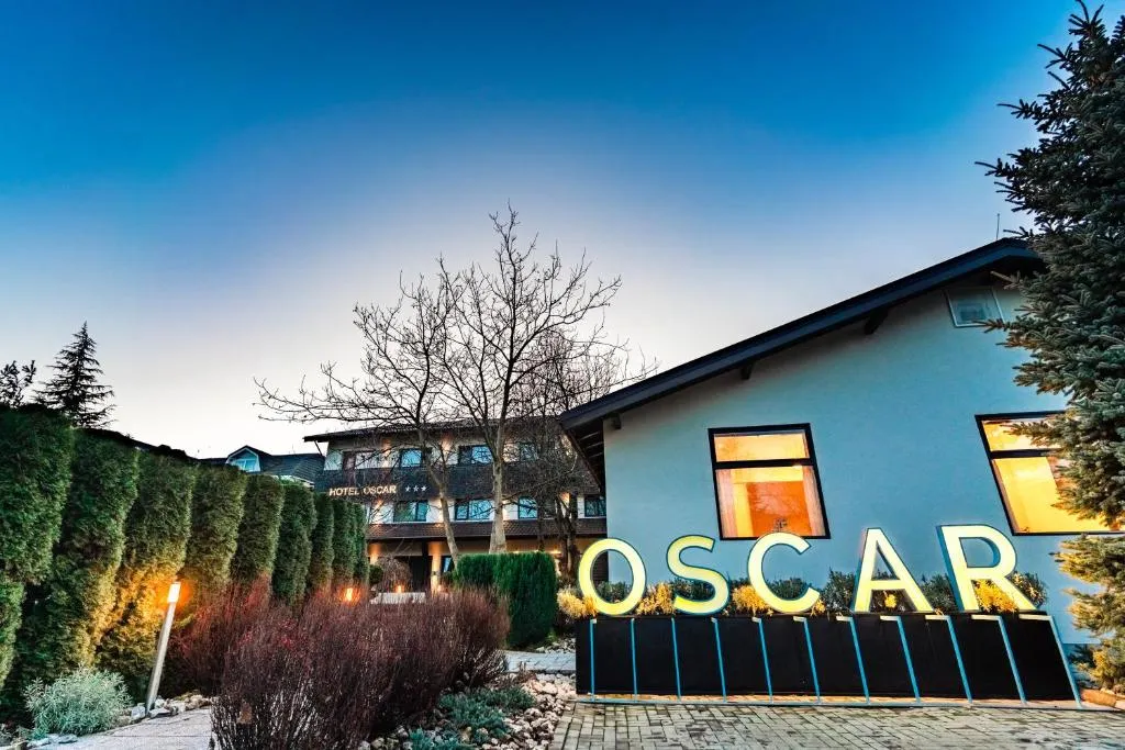 Pensiunea Oscar, hotel in Campina