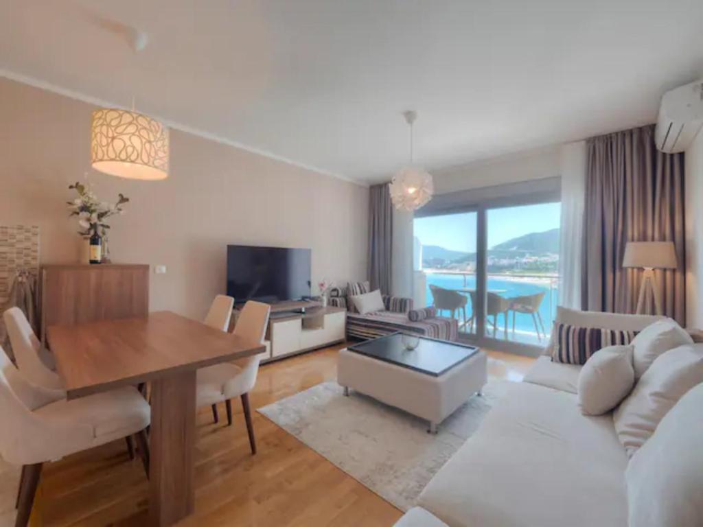 Workation Panorama Escape, Budva