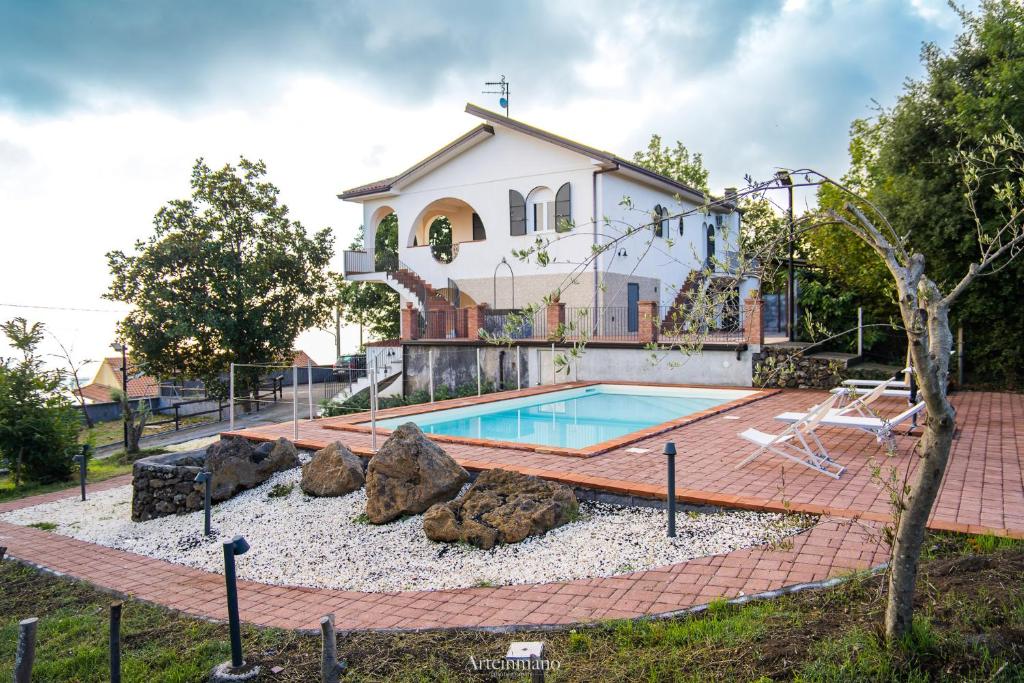 Tenuta Carbone - Con piscina e parcheggio privato - 2