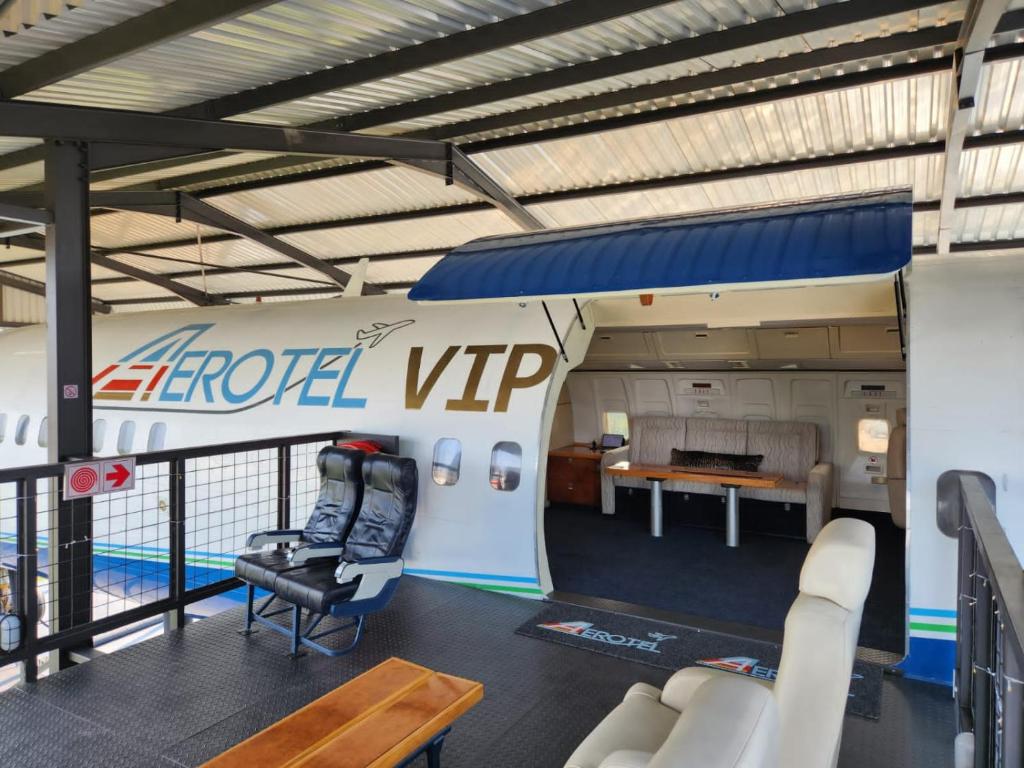 AEROTEL VIP, Hoedspruit