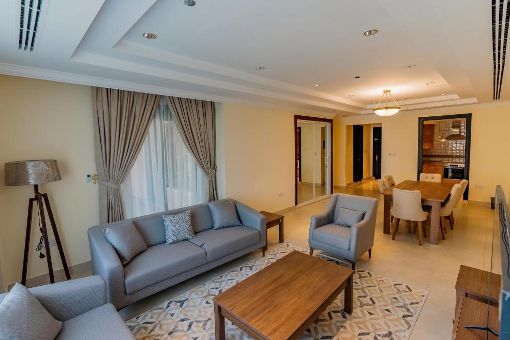 Amazing 2 Bedroom Apartment, Porto Arabia The Pearl Qatar in in Doha