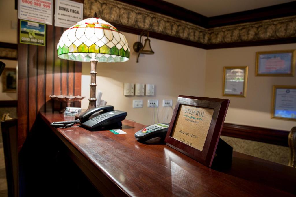 Hotel Restaurant Stejarul photo