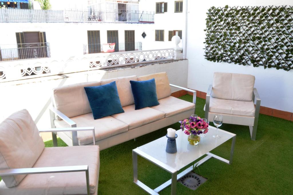 HomeySeville-Penthouse Cathedral Tomas de Ibarra St 6 pax, Parking Optional - 5