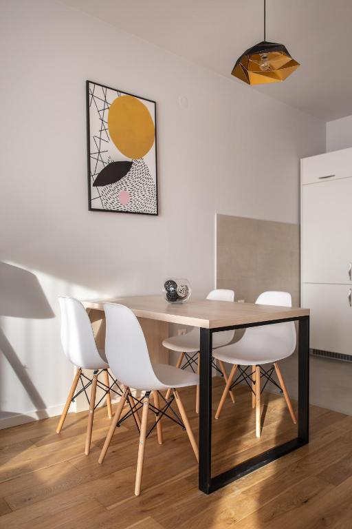 LINA - PG, Riverside Apartment - 4