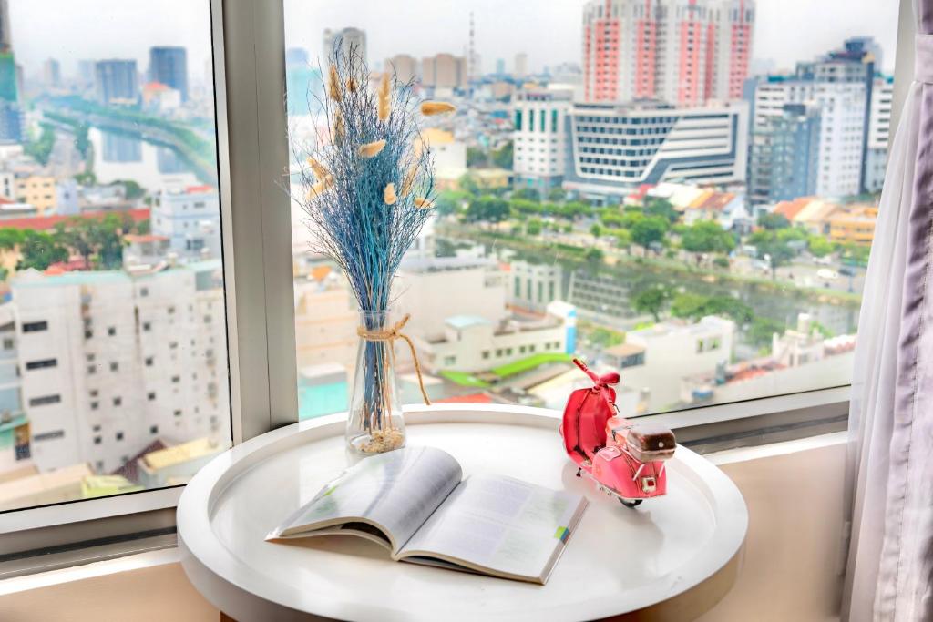 TripleTrees Apartment at Saigon Central - Rivergate Residence District 4 photo
