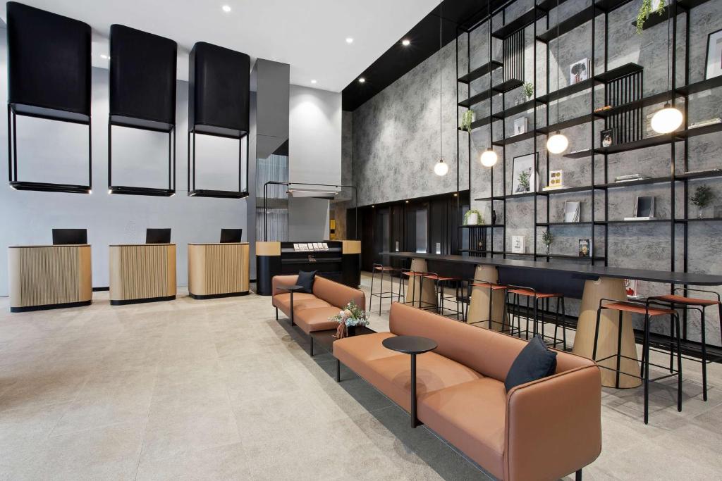 Travelodge Hotel Melbourne Docklands photo