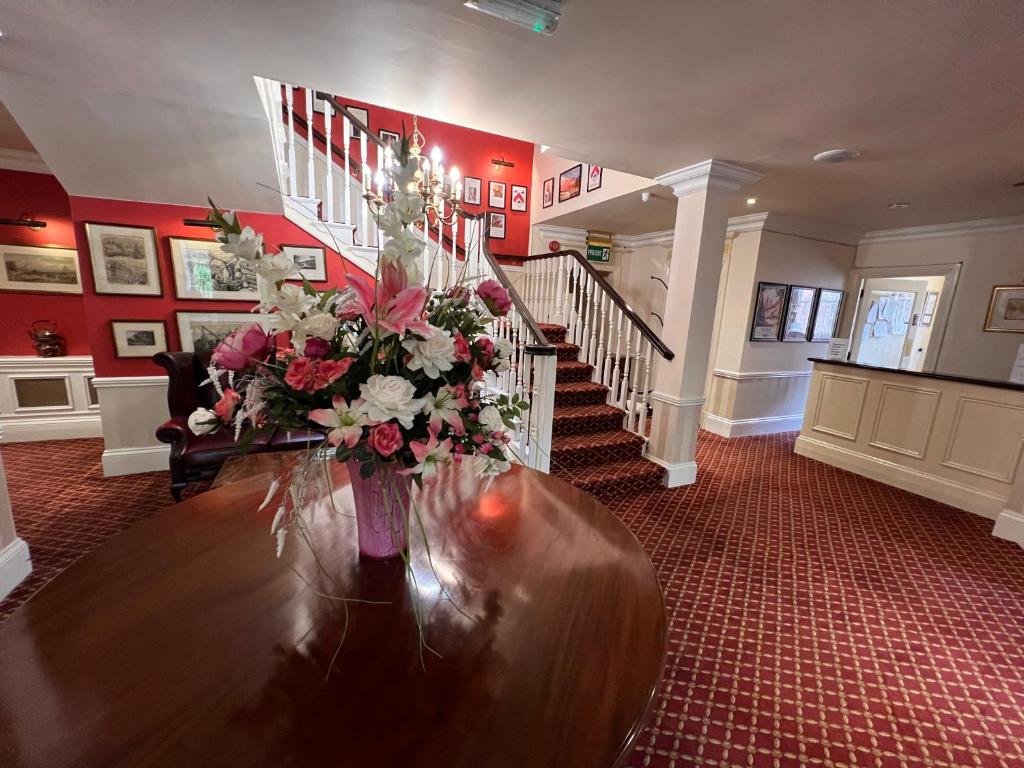 Haley's Hotel photo
