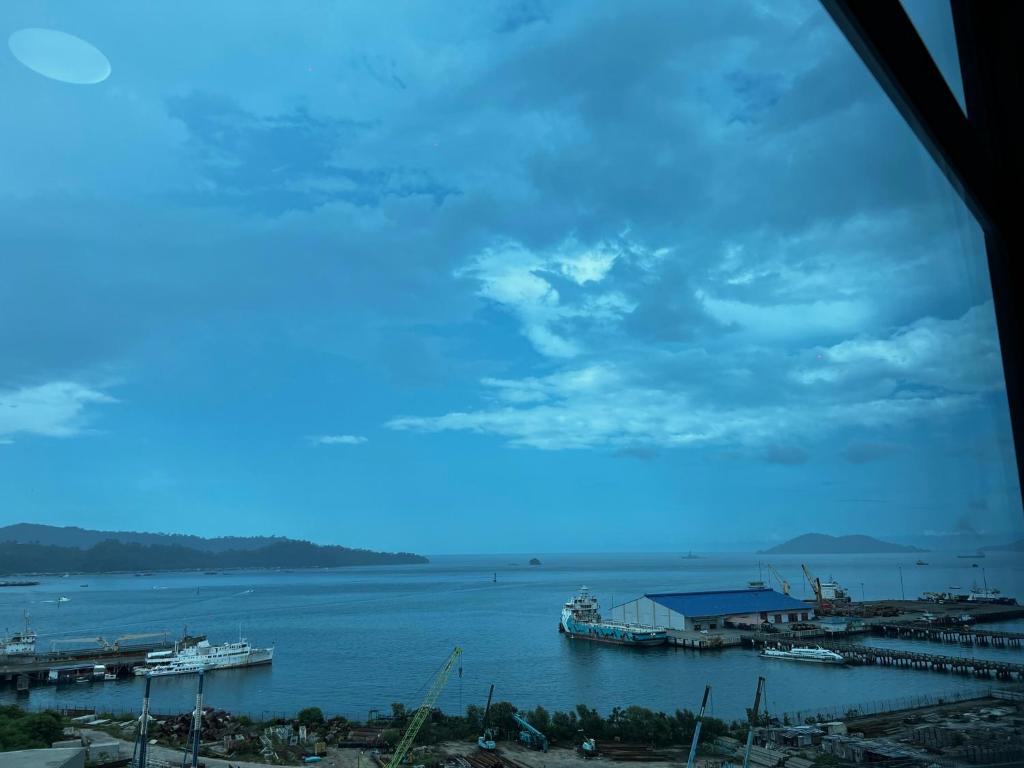 Dreams Suites II, Jesselton Quay photo