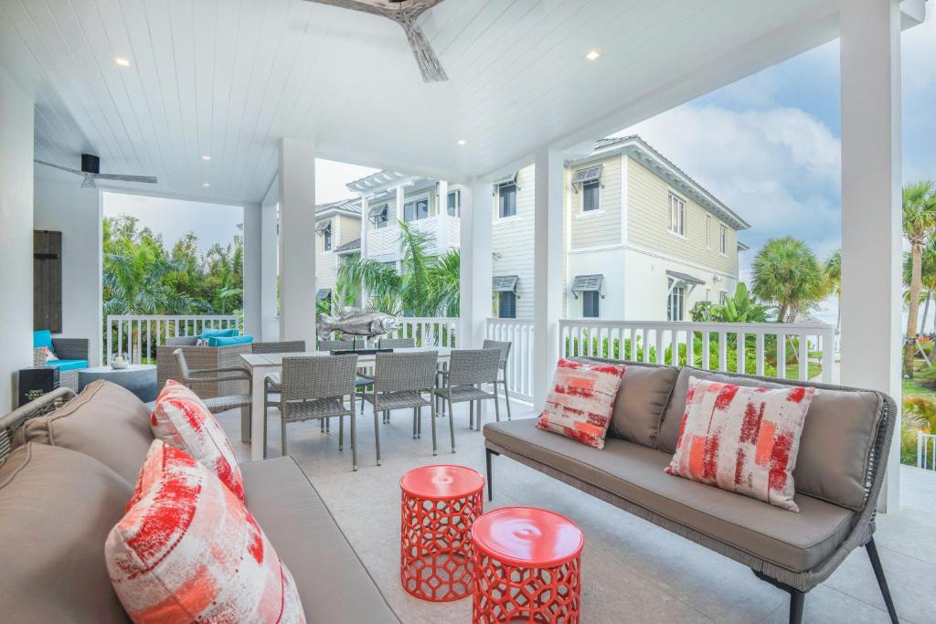 Sea Breeze at The Maison - Special Florida Resident Rates