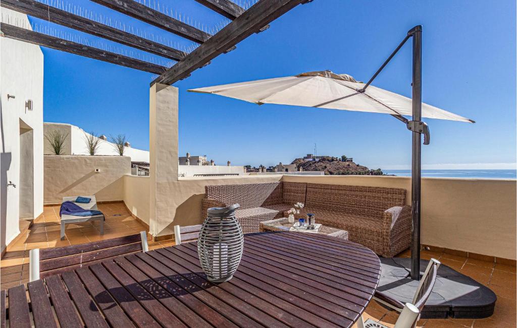Amazing Apartment In Benalmádena With Wifi - 2