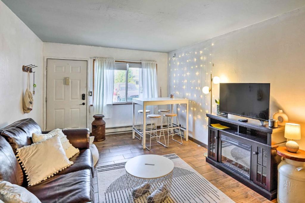 1st-Floor Hunter Condo Less Than 1 Mi to Slopes! — Hotel in Hunter (NY)