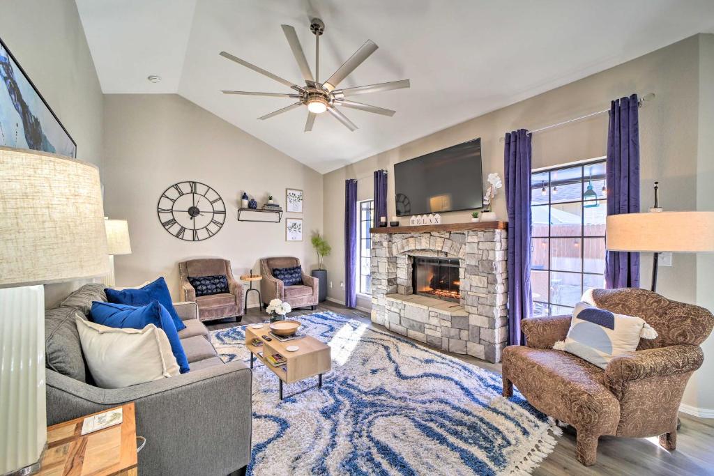 Spectacular Tulsa Home with Grill and Fireplace!