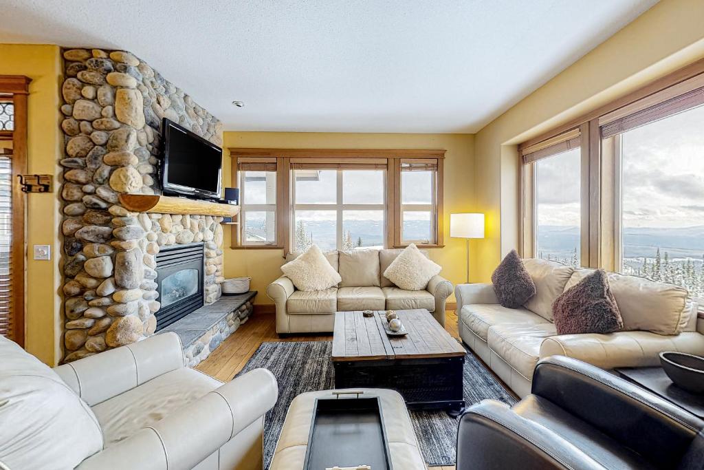 Tree Tops 12, Big White