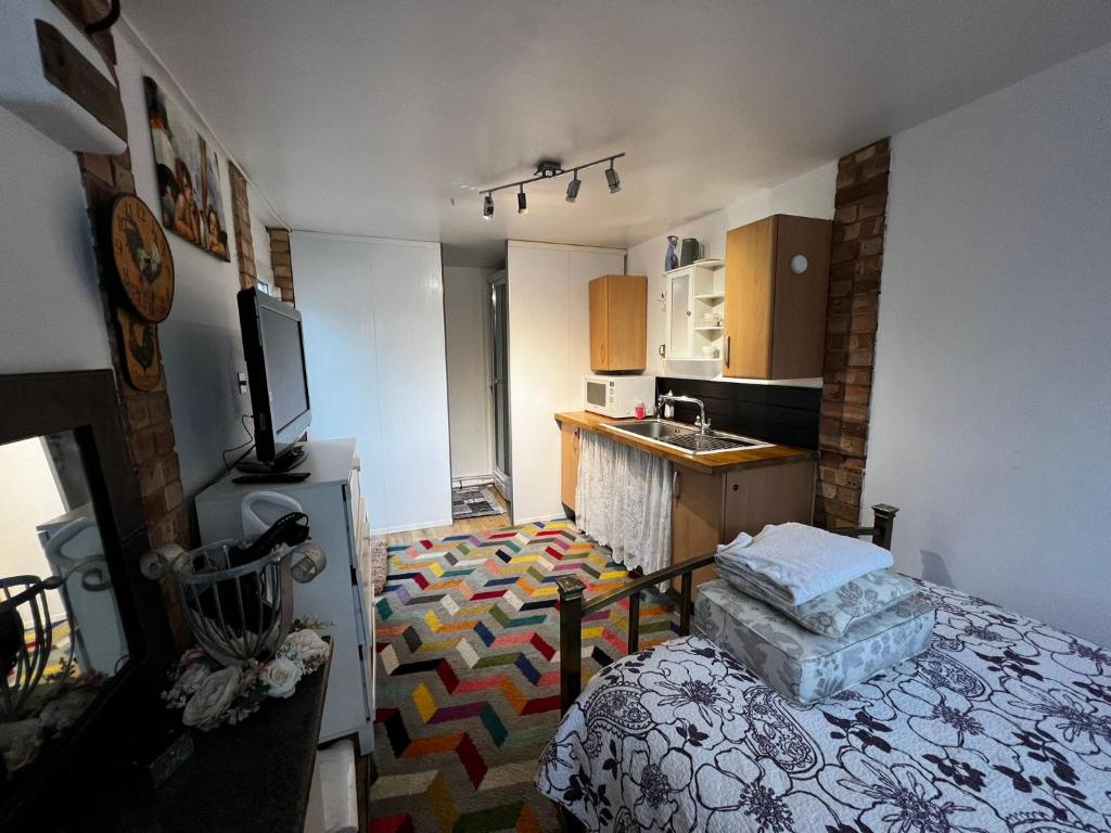 The Caduceus Quality Budget Cabins photo