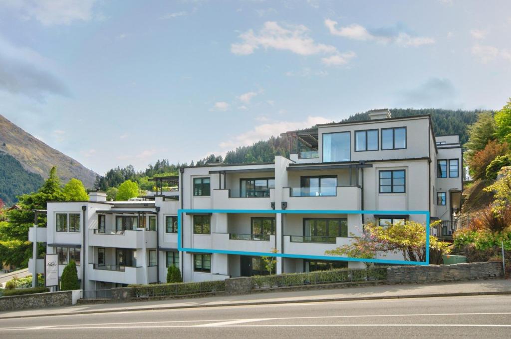 Queenstown The Glebe exterior