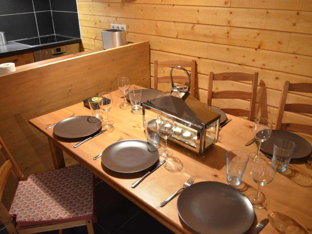 Duplex authentique 6 pers au cœur de Val Thorens avec balcon, local à ski, et box en option - FR-1-545-40 - 4