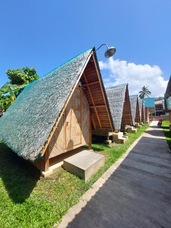 Exterior view, Russell Place in Palawan
