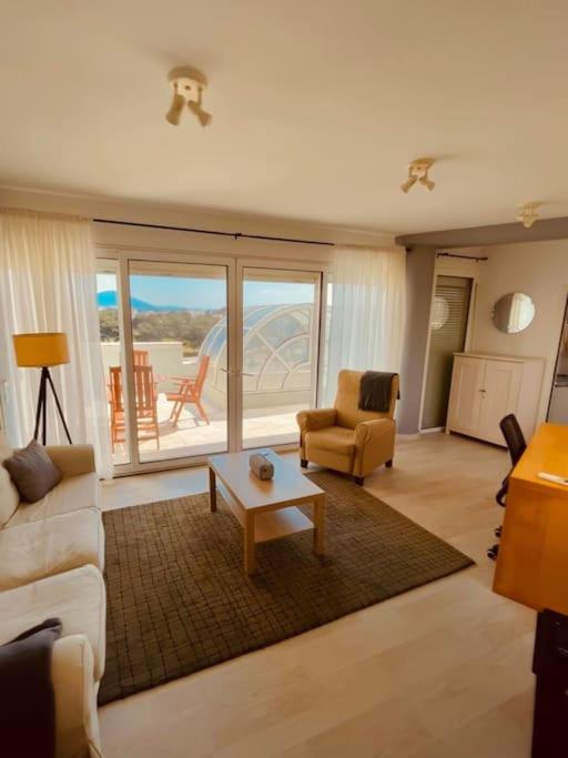 Kalamaria Urban-penthouse: unlimited view