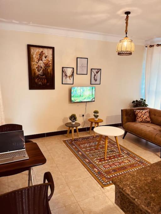Hyfram Homes - Cozy,quiet,modern & stylish 1BR