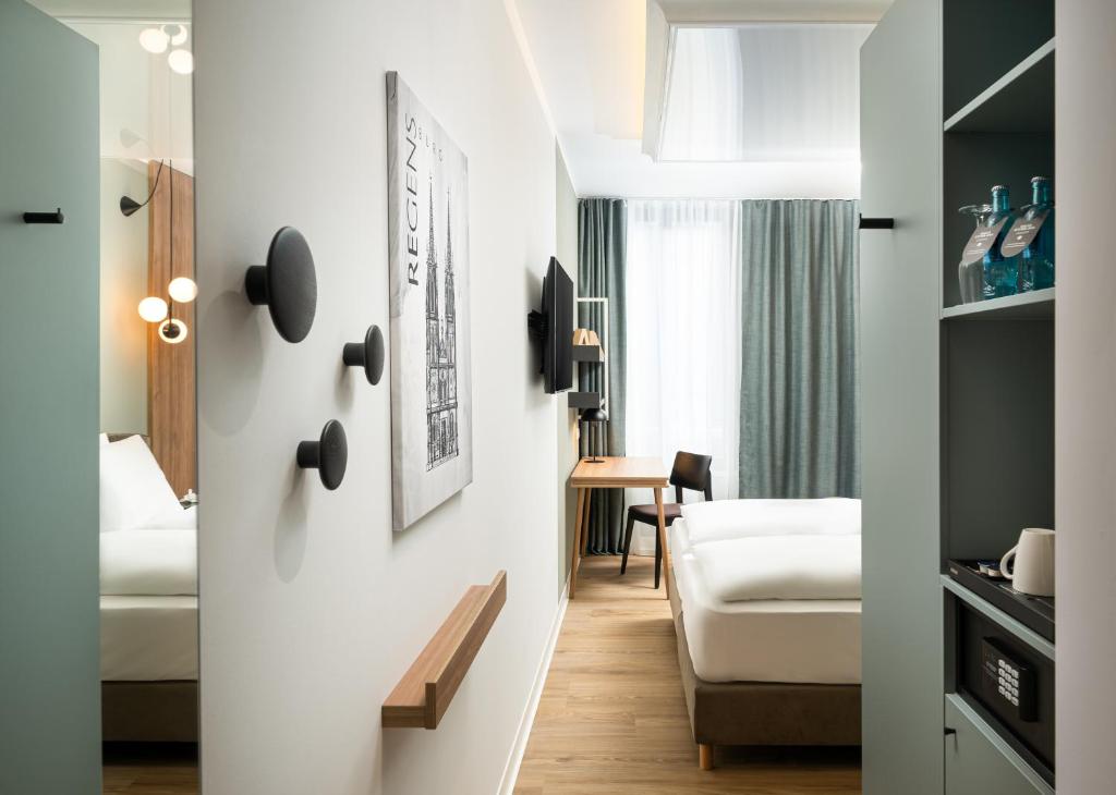 elaya hotel regensburg city center ehemals Arthotel ANA Aurel photo