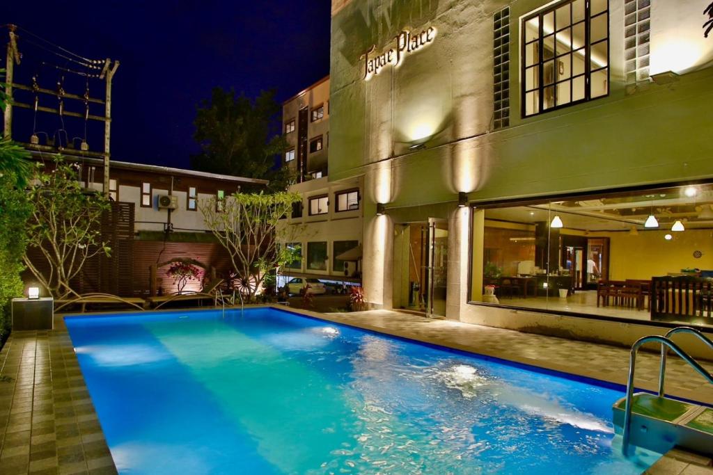 Swimming pool, Thapaeplacehotel in Chiang Mai