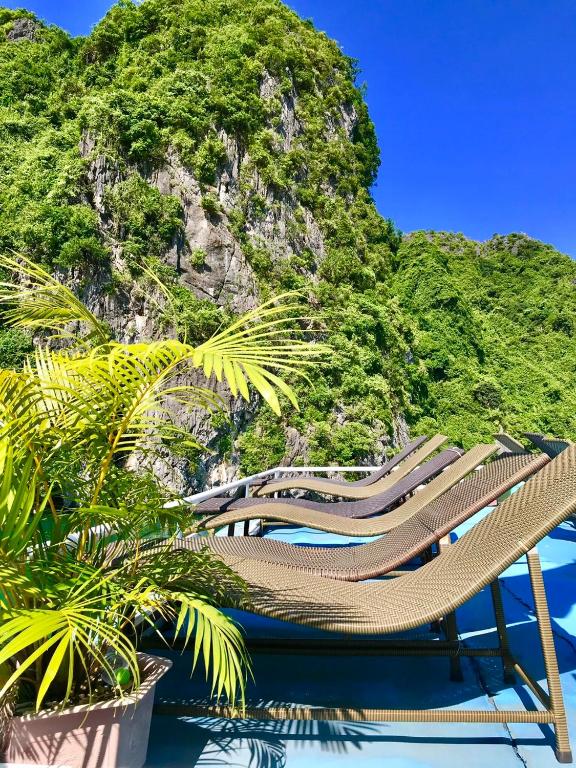 Thuy Anh Hotel Cat Ba - 4