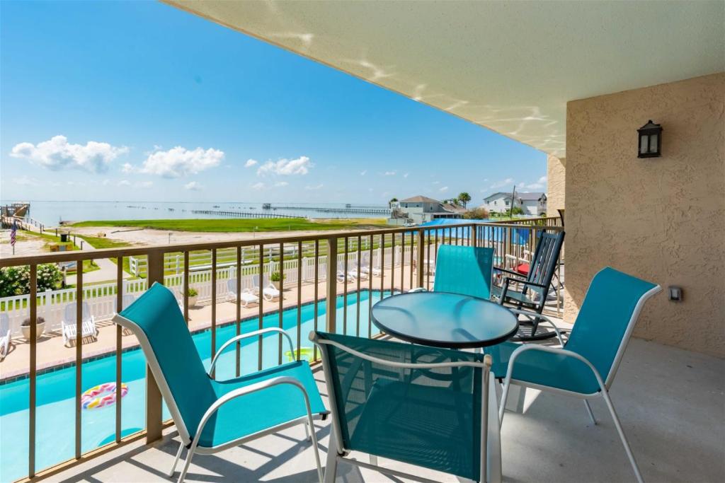 Laguna Reef #208 - Sea Happiness, Rockport